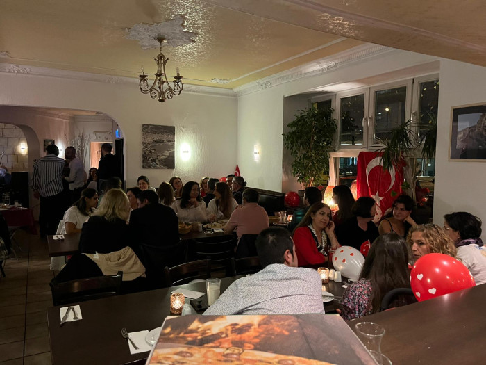 İZMİRLİLER - MÜNİH KUTLAMA