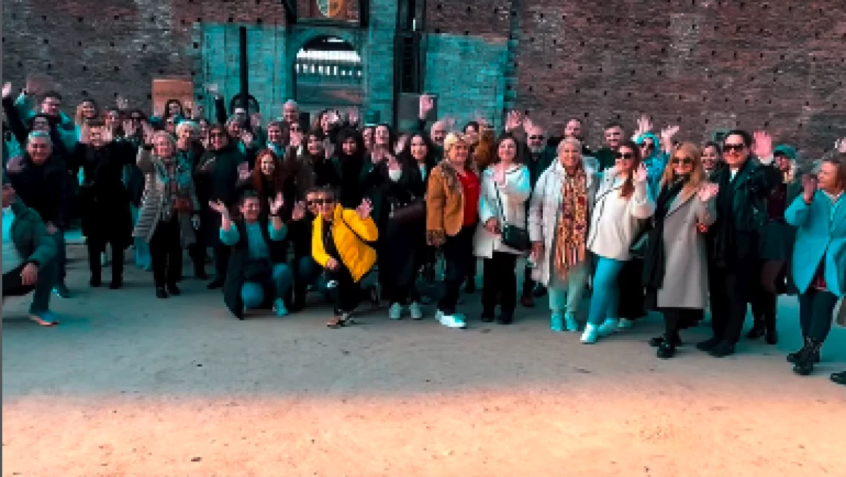 M&Uuml;NİH KİTAP KUL&Uuml;B&Uuml; MİLANO'YA GİTTİ