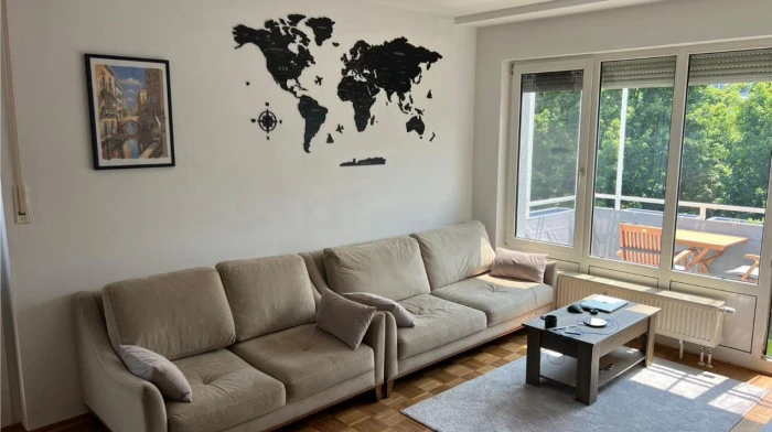 HEDİYE: Koltukları &uuml;cretsiz vereceğiz. 2 tane ikili ve de 1 tane tekli.